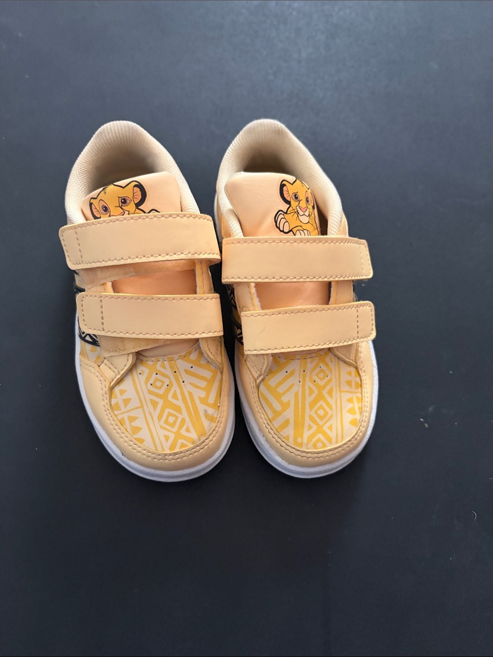 adidas x Disney Lion King Breaknet Sneakers 7.5K